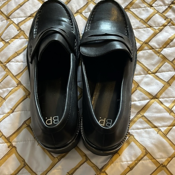 Brass Plum by Nordstrom’s penny loafers with a little heel size 10 - Picture 4 of 4